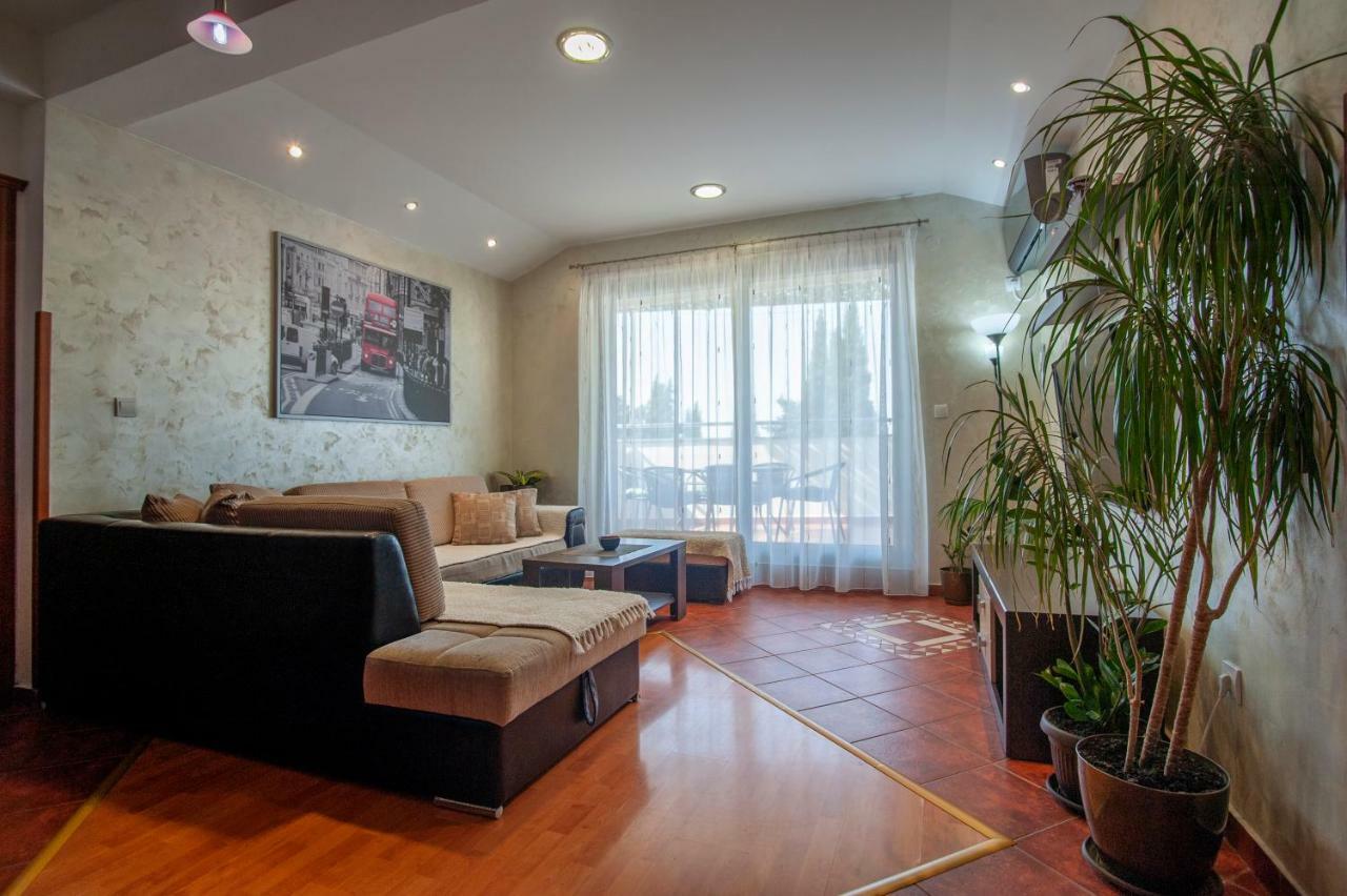 Dobrljanin Lux Apartment Budva Eksteriør bilde